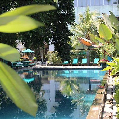 Mercure Surabaya Eksteriør billede
