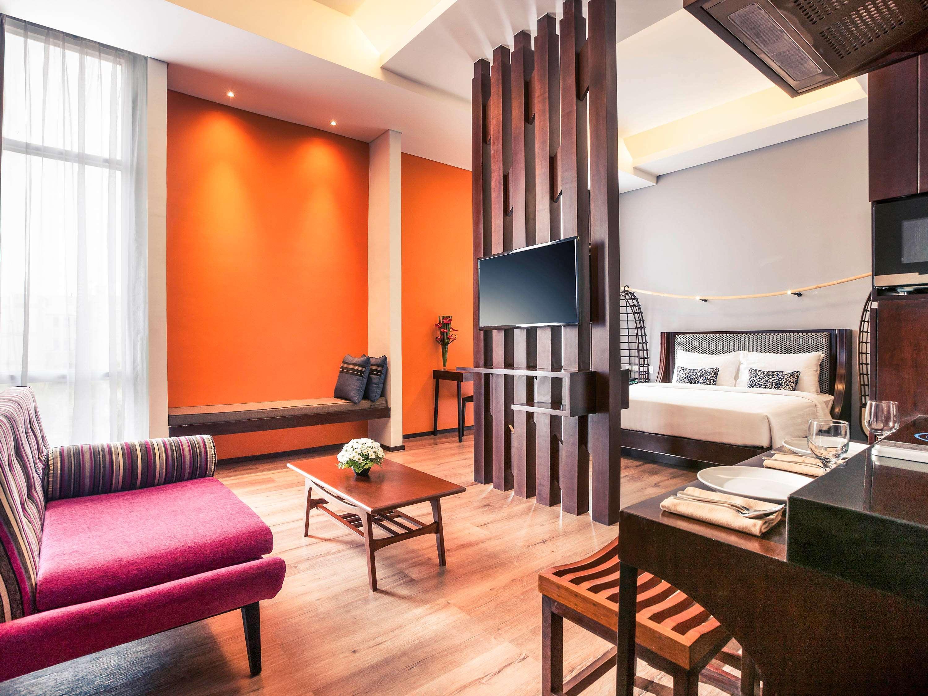 Mercure Surabaya Eksteriør billede