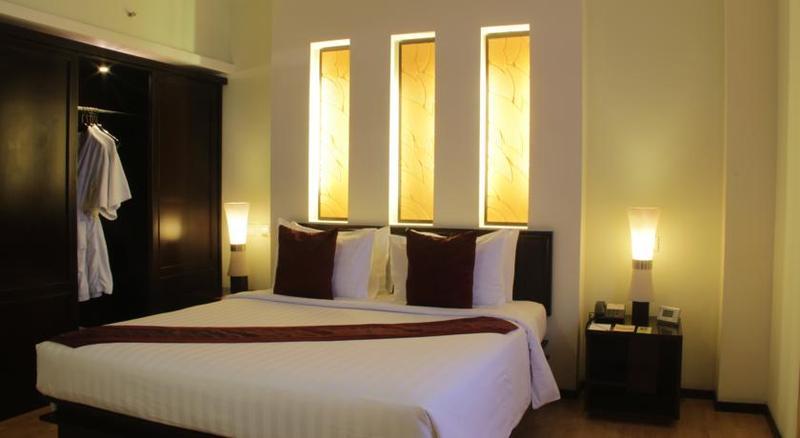 Mercure Surabaya Eksteriør billede