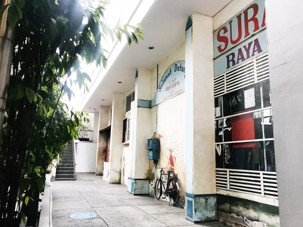 Mercure Surabaya Eksteriør billede