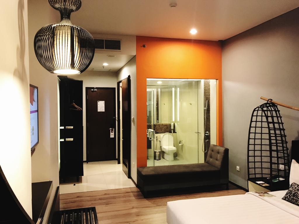 Mercure Surabaya Eksteriør billede